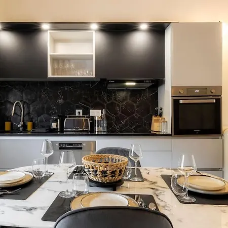 Cosy Avec Apartman *
